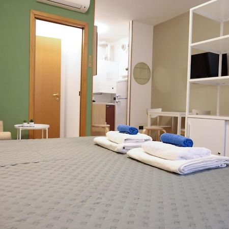 Apartmán Nel Centro Di Desenzano Desenzano del Garda Exteriér fotografie